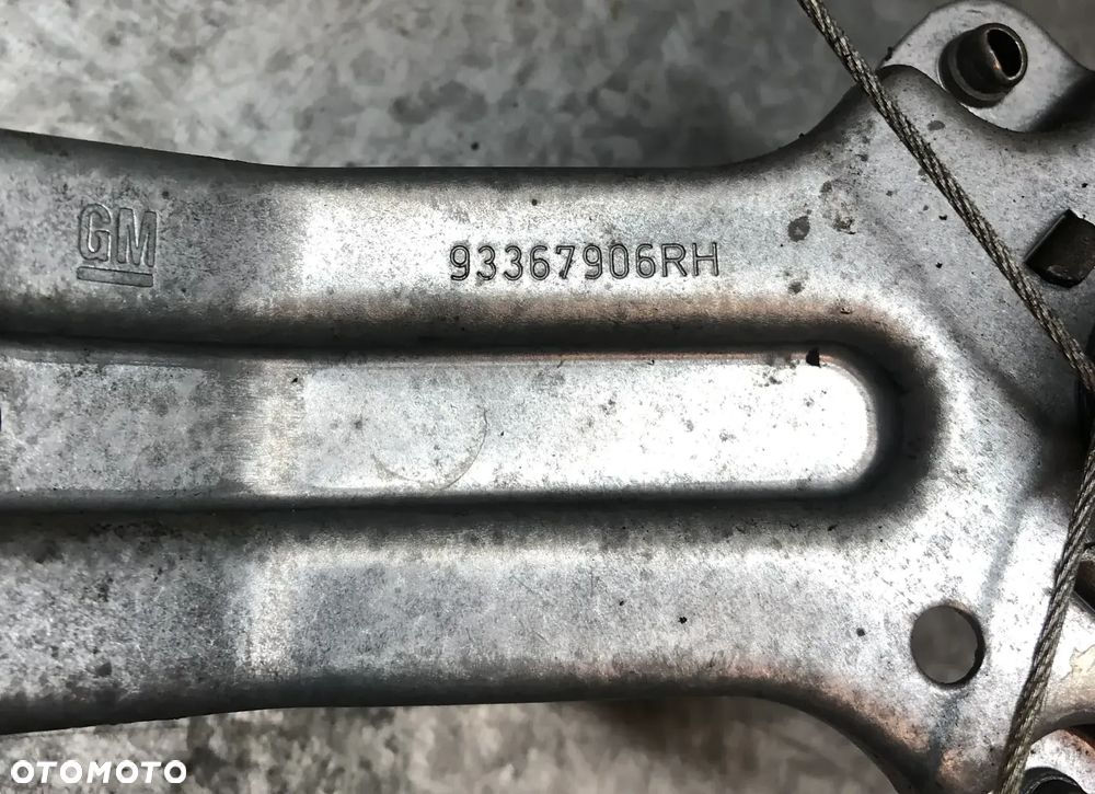 OPEL MERIVA A I 04-10 PODNOŚNIK SZYBY PRAWY TYŁ MANUALNY 93367906 RH - 2