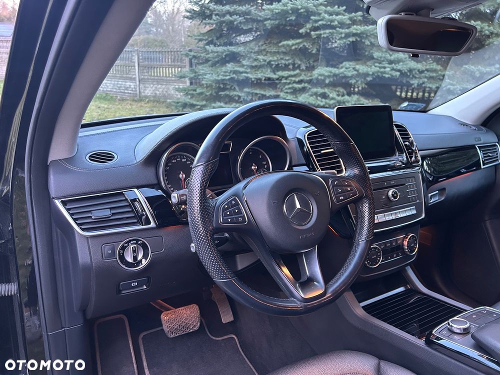 Mercedes-Benz GLE - 7