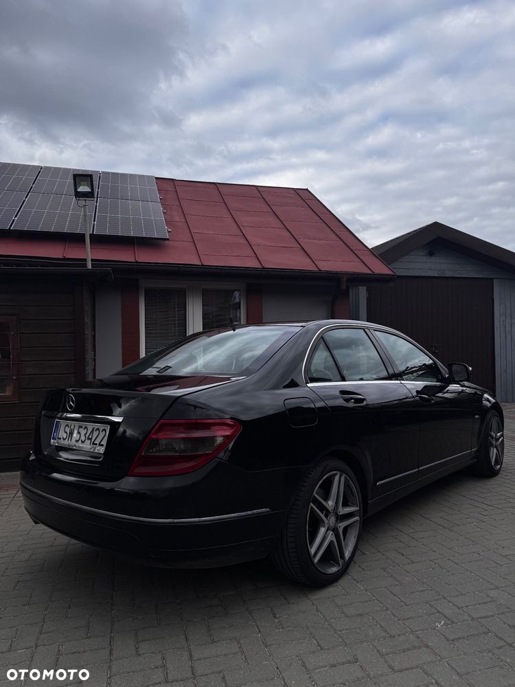 Mercedes-Benz Klasa C 220 CDI DPF Automatik Avantgarde - 3