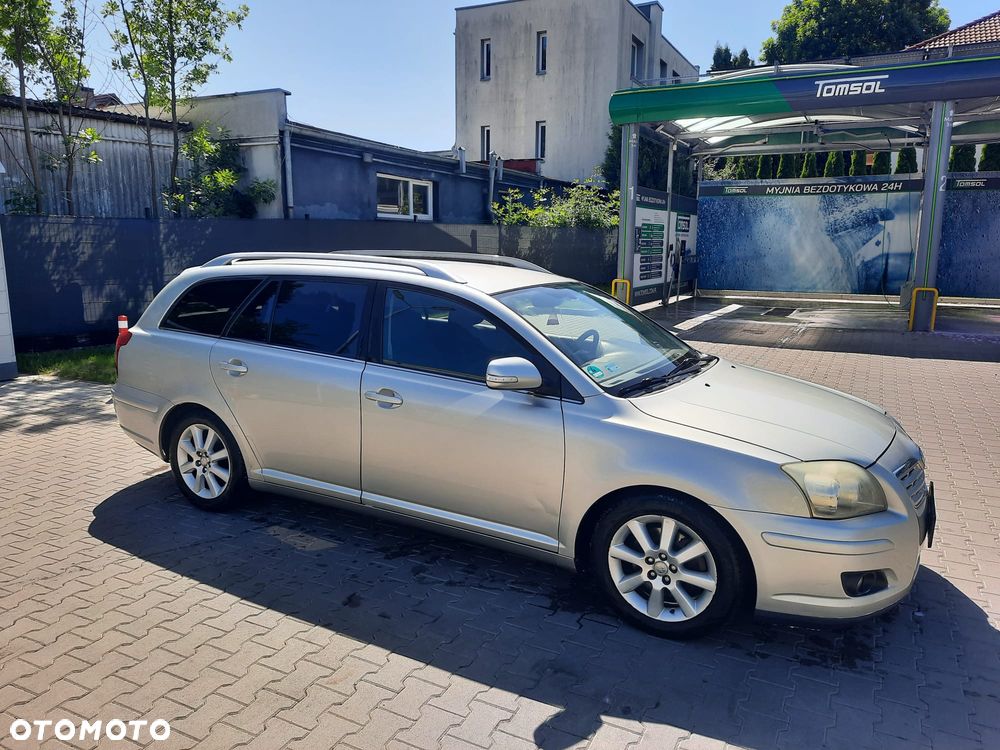Toyota Avensis 2.0 D-4D Sol - 6