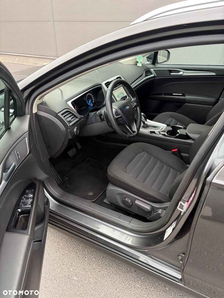 Ford Mondeo 2.0 TDCi STart-Stopp PowerShift-Aut Titanium - 5