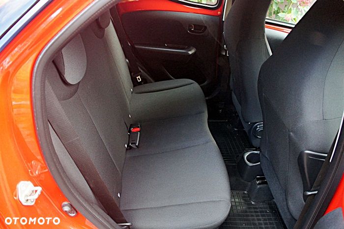 Toyota Aygo x - 21