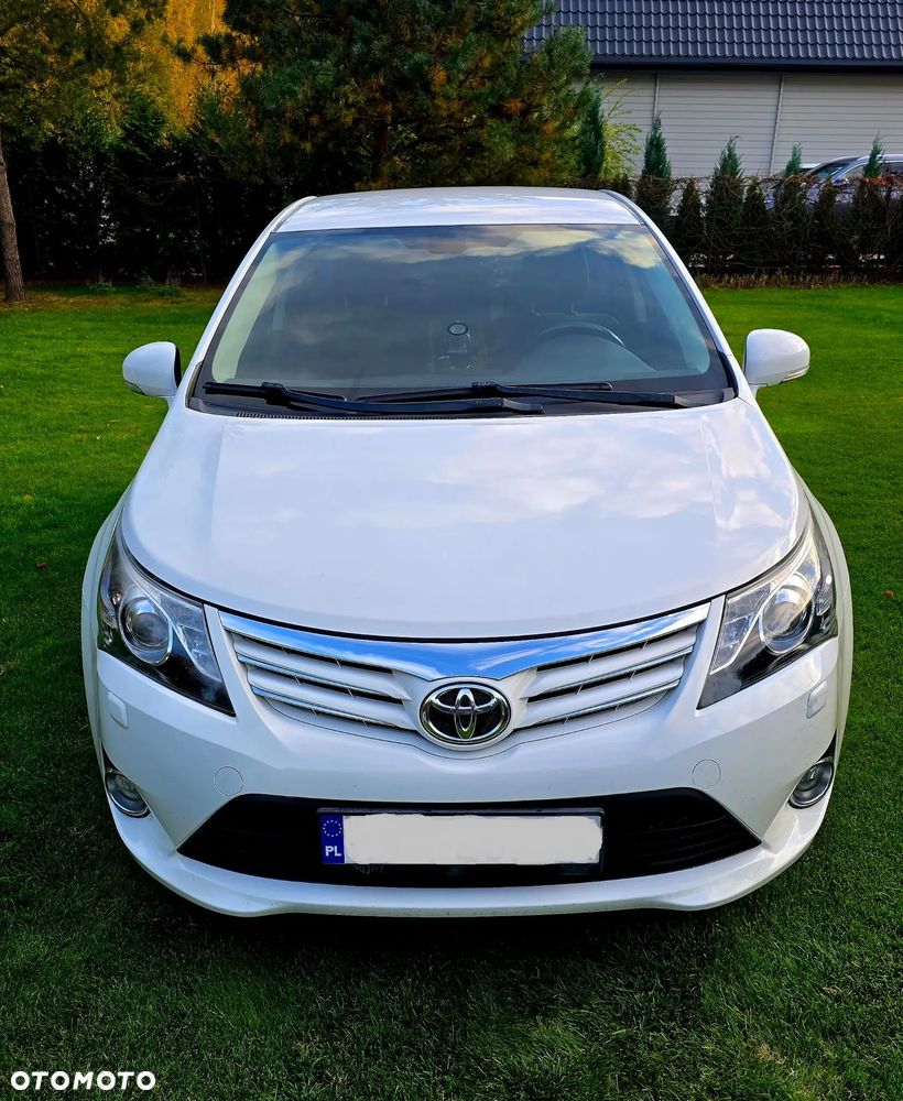 Toyota Avensis 2012 photo 3