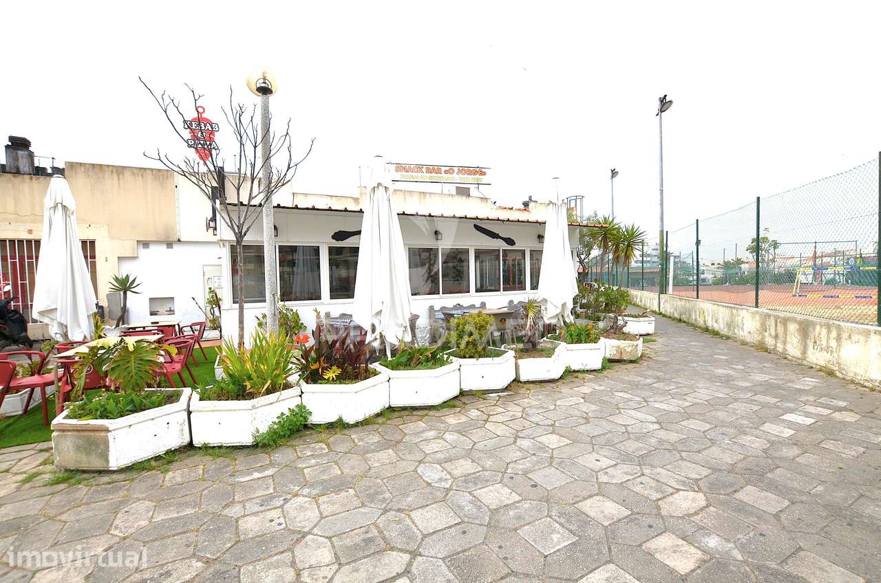 RESTAURANTE MUITO CENTRAL EM ALBUFEIRA - Grande imagem: 3/14