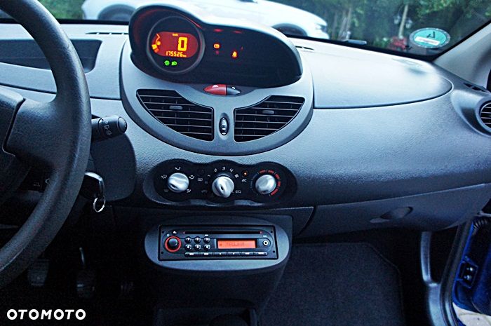 Renault Twingo 1.2 Authentique - 19