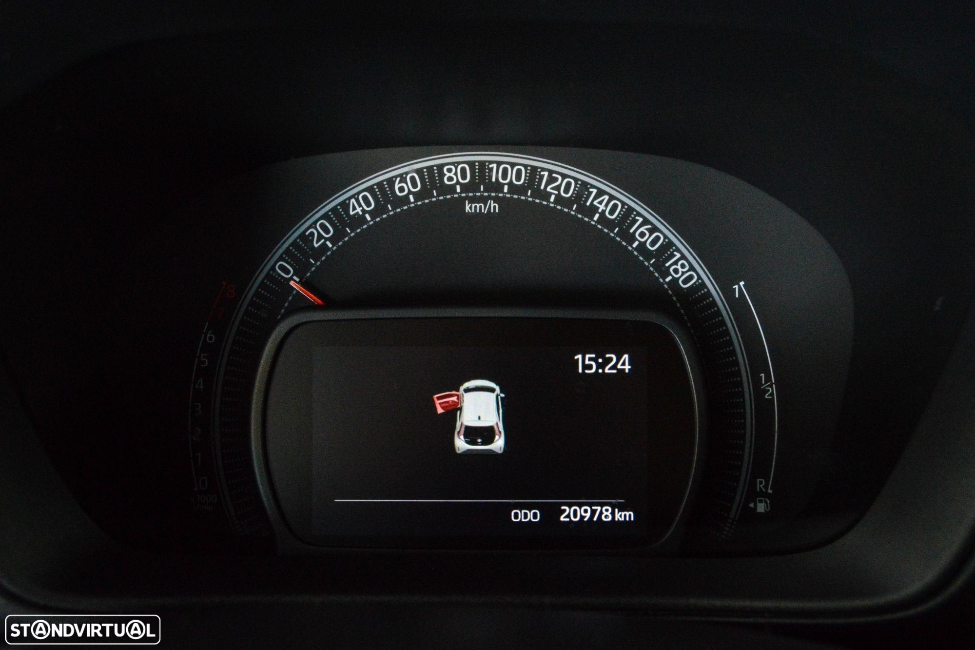 Toyota Aygo X 1.0 Limited - 31