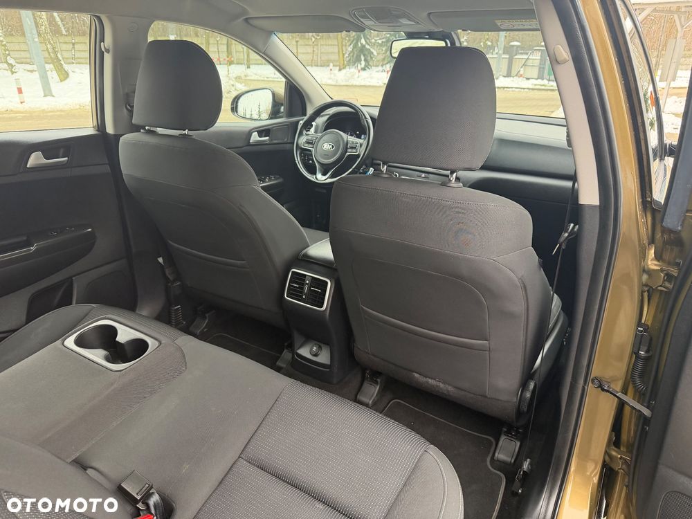 Kia Sportage 2,0 CRDI 2WD ISG Spirit - 15