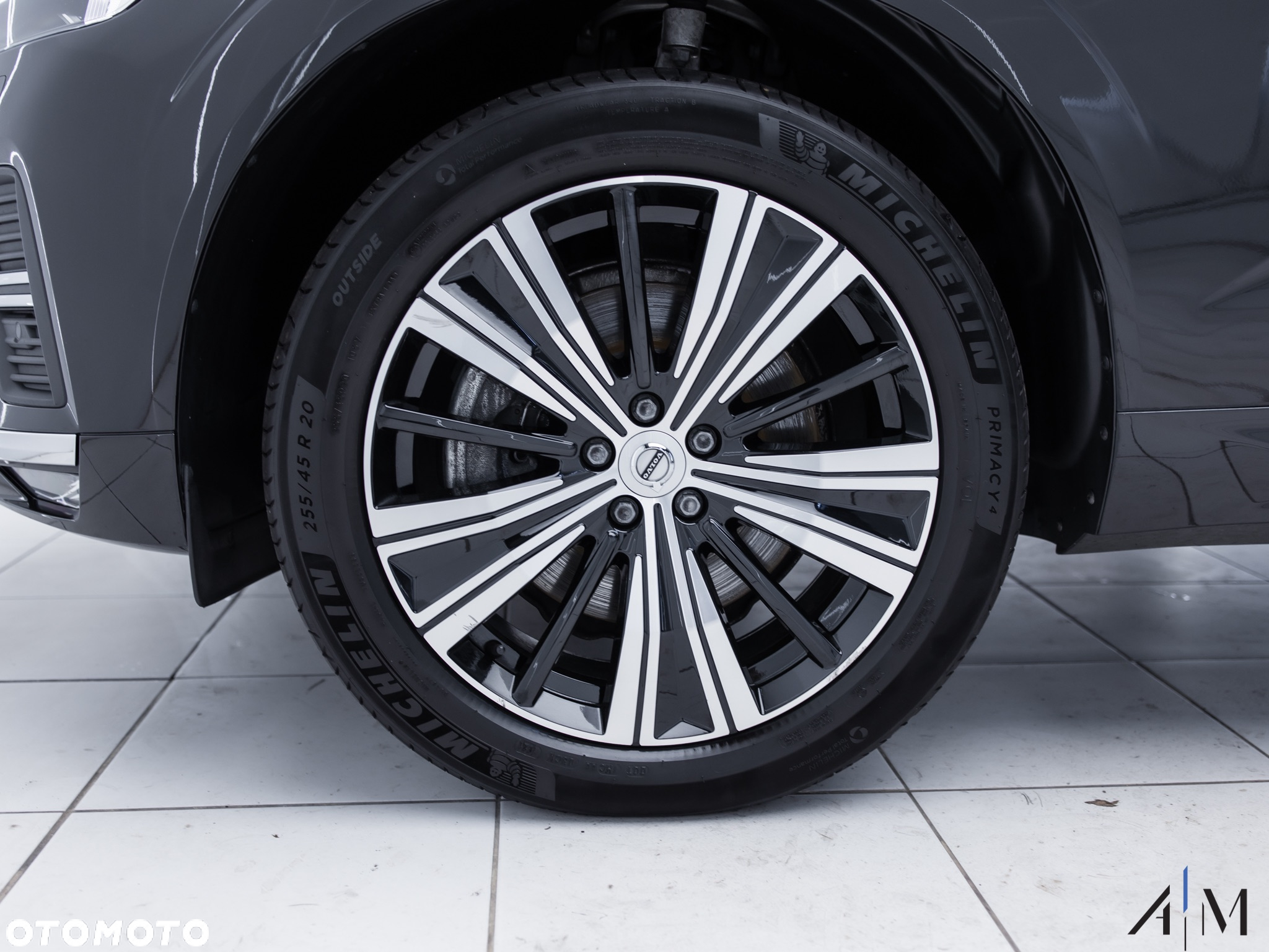 Volvo XC 60 B4 D AWD Ultimate Bright - 12