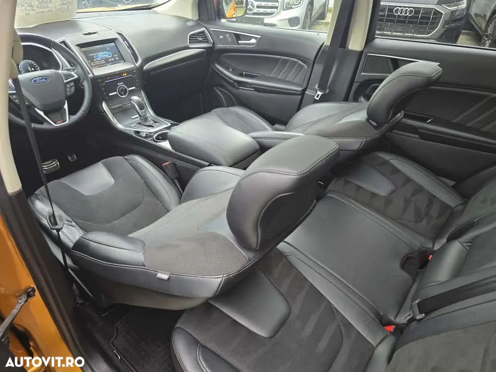 Ford Edge - 8