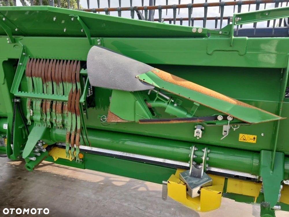 John Deere T660I - 13