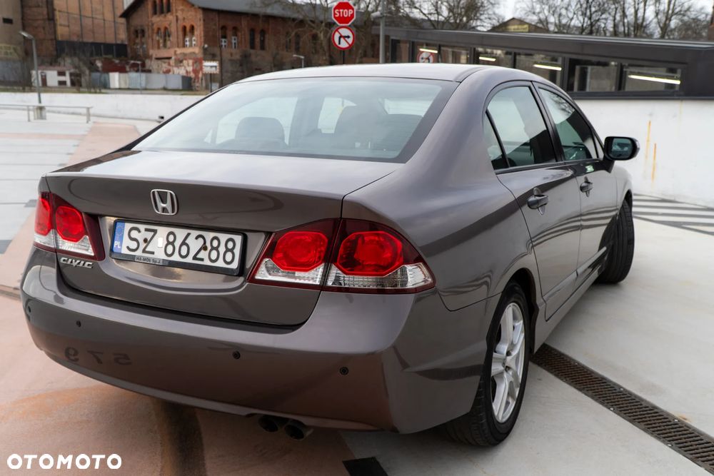Honda Civic 1.8 Comfort - 7