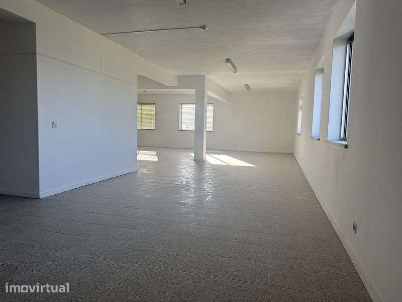 Arrenda-se loja comercial - Grande imagem: 3/8
