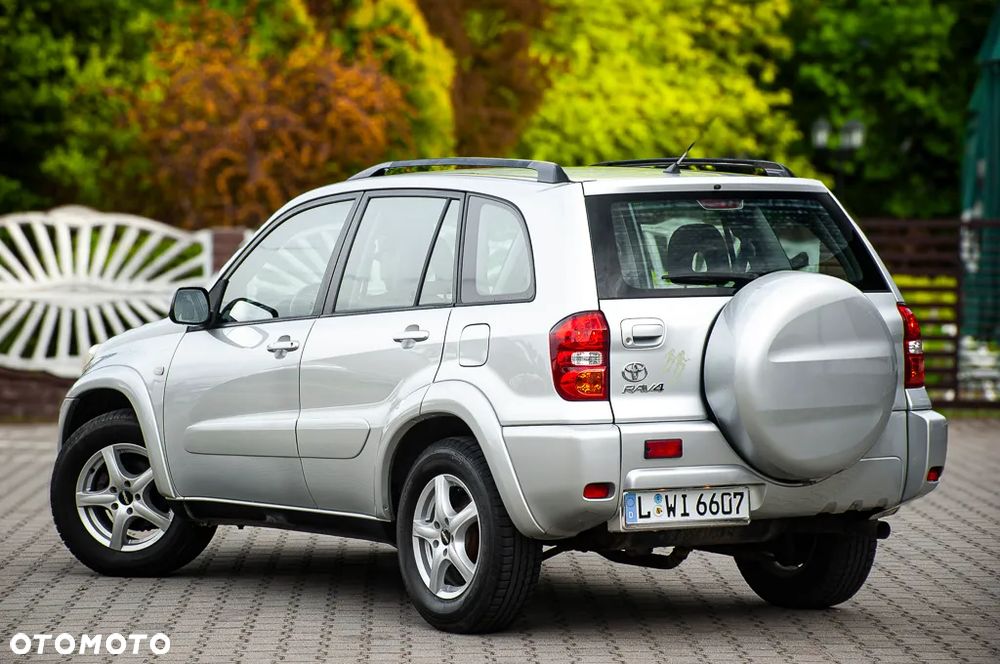 Toyota RAV4 2.0 VVT-i 4x4 - 22