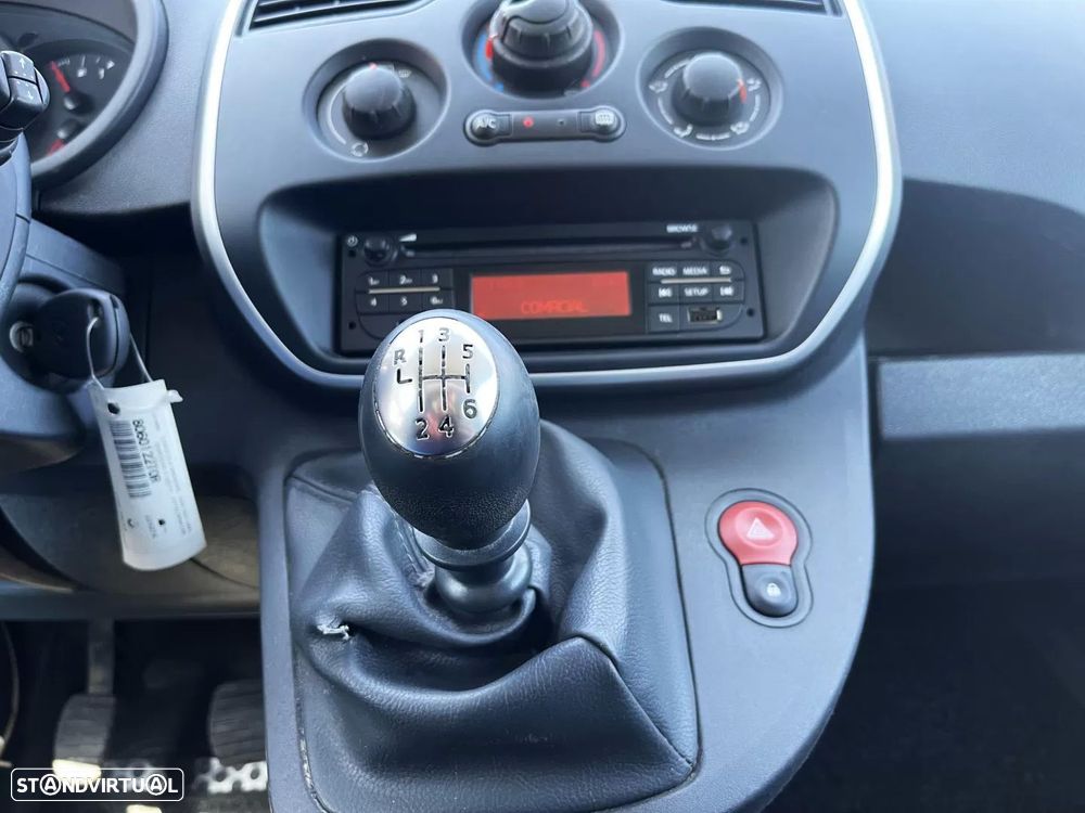 Renault Kangoo Maxi 1.5dCi Business 3Lug. (Fibrada) - 14