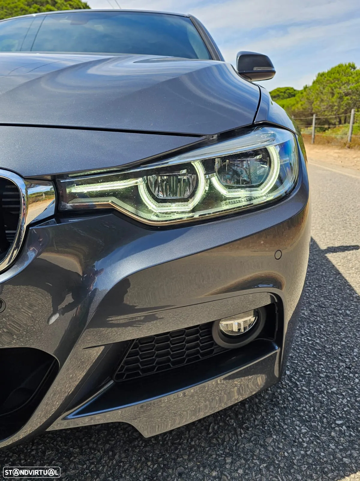 BMW 330 e iPerformance Pack M - 10