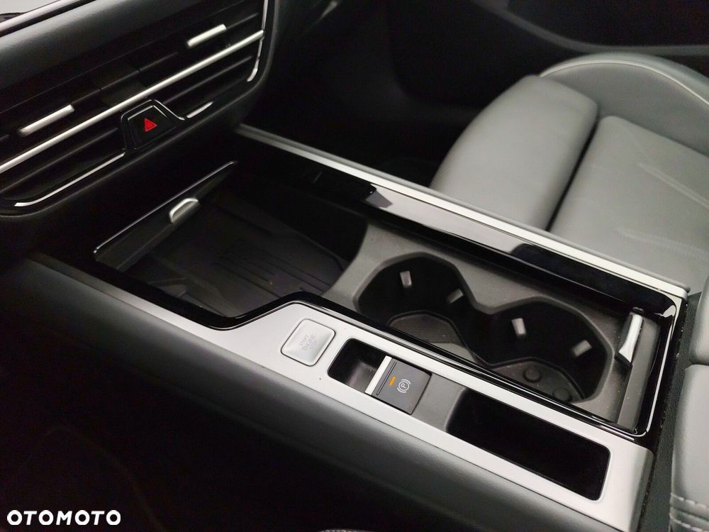 Volkswagen Passat - 28