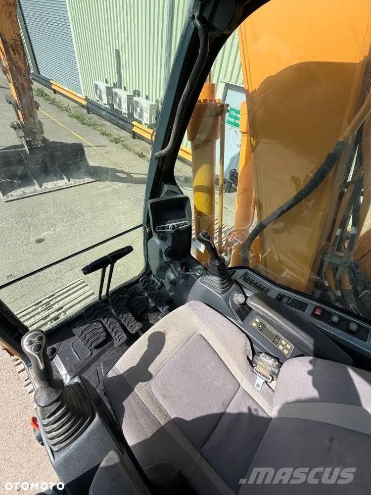 Hyundai ROBEX140LC - 8
