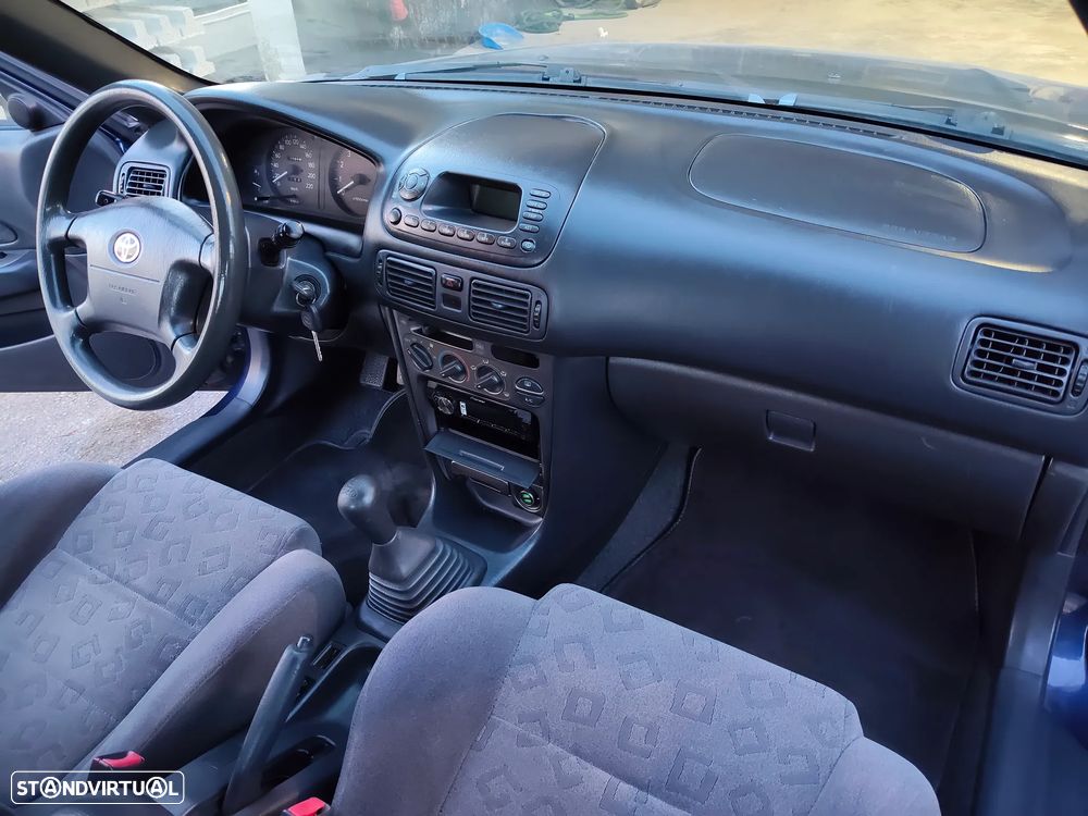 Toyota Corolla 1.4 VVT-i - 13