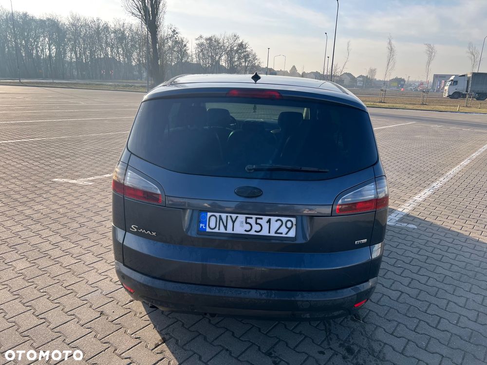 Ford S-Max 2.0 TDCi DPF Titanium - 4