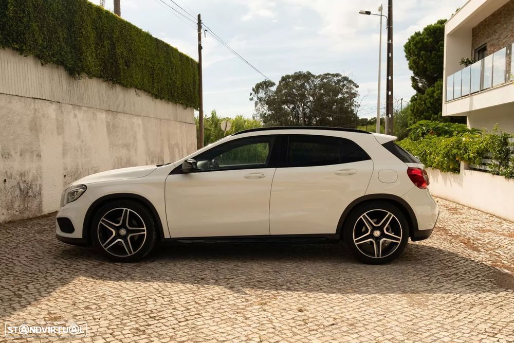 Mercedes-Benz GLA 220 CDi AMG Line - 4