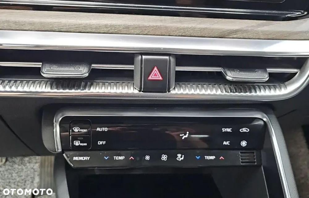 Kia K5 - 11