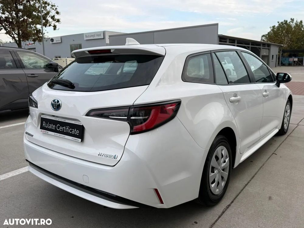 Toyota Corolla - 10