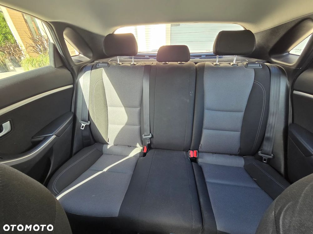 Hyundai i30 1.4 Style - 12