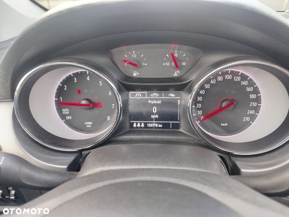 Opel Astra - 6