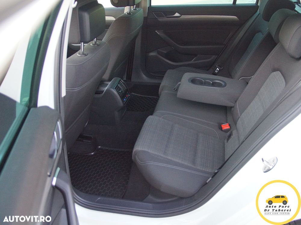 Volkswagen Passat Variant 2.0 TDI DSG (BlueMotion Technology) Comfortline - 20