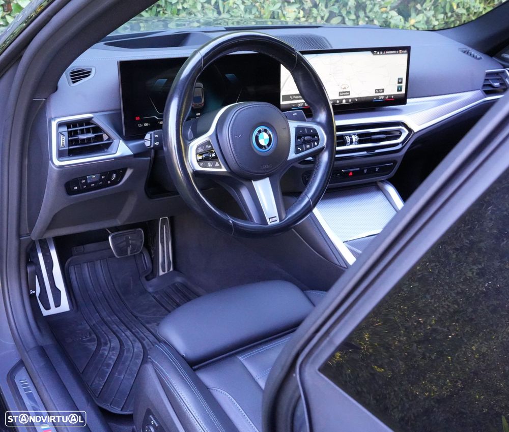 BMW i4 eDrive40 Pack Desportivo M Pro - 33
