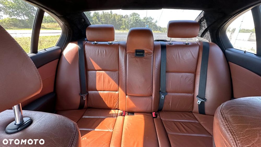 BMW Seria 5 - 21
