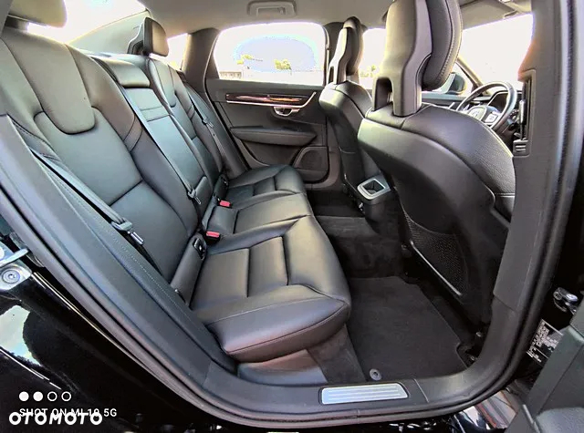 Volvo S90 T6 AWD Geartronic Momentum - 21