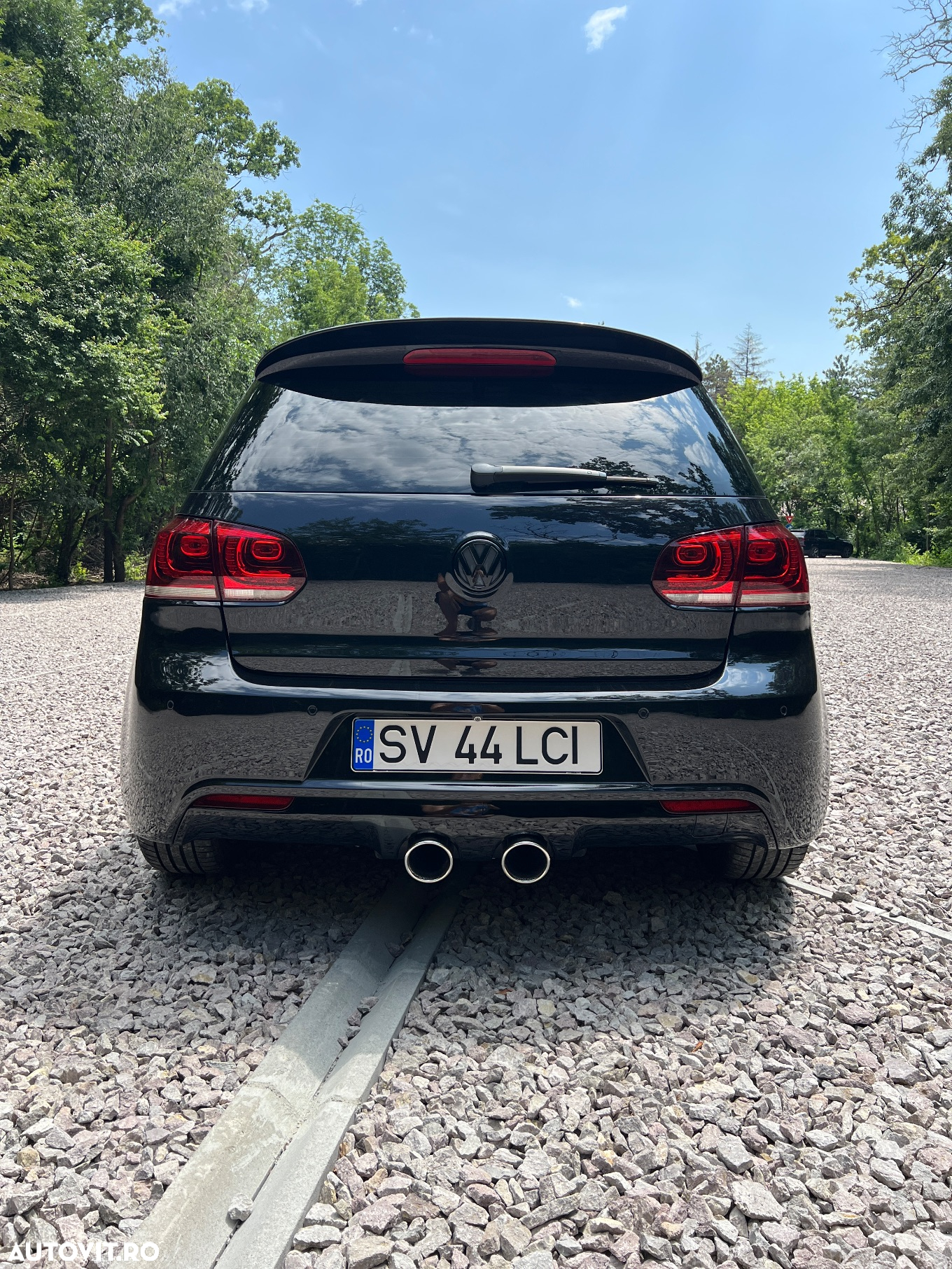 Volkswagen Golf 2.0 TDI Highline - 4