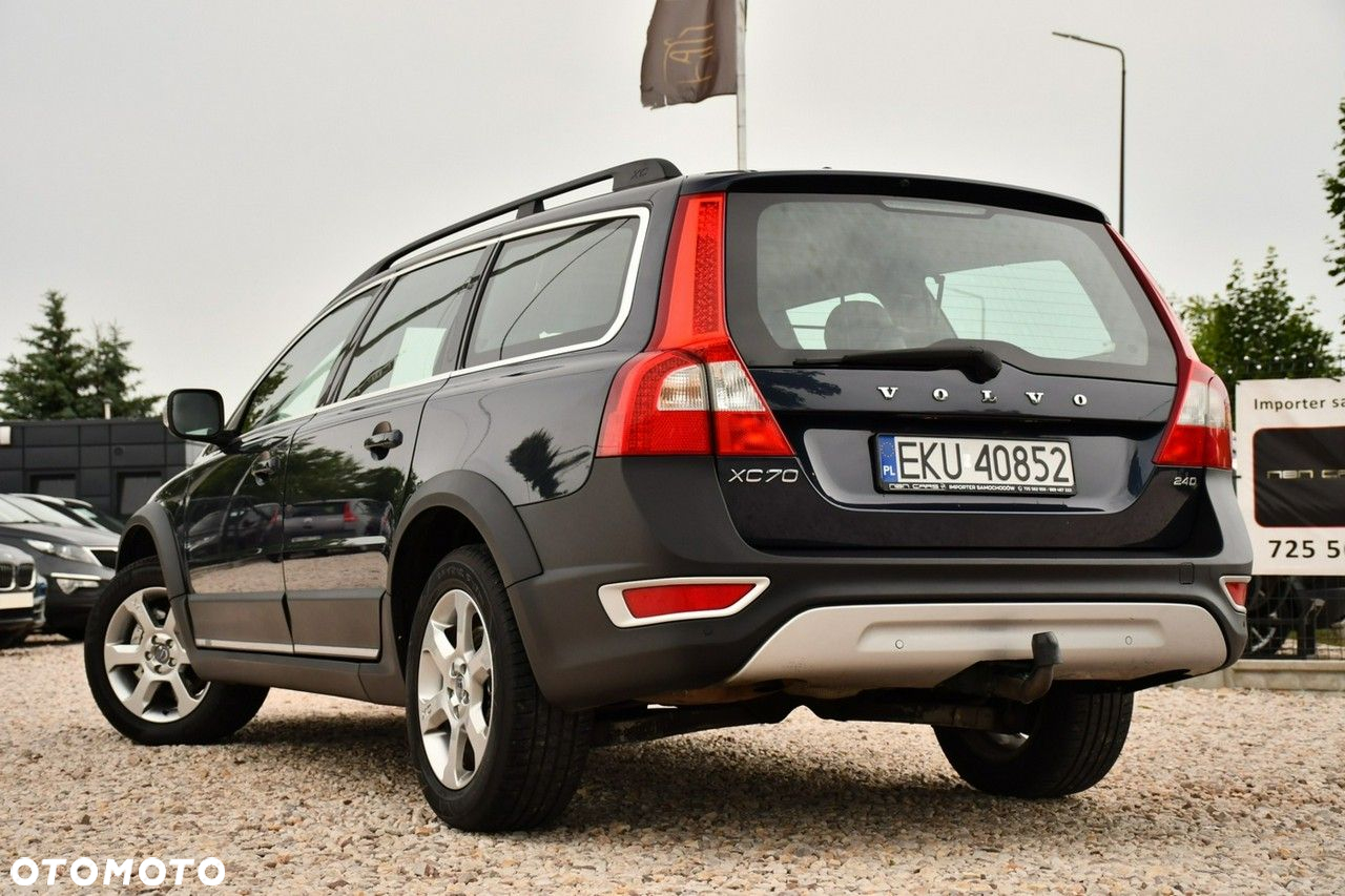 Volvo XC 70 2.4D Momentum - 18