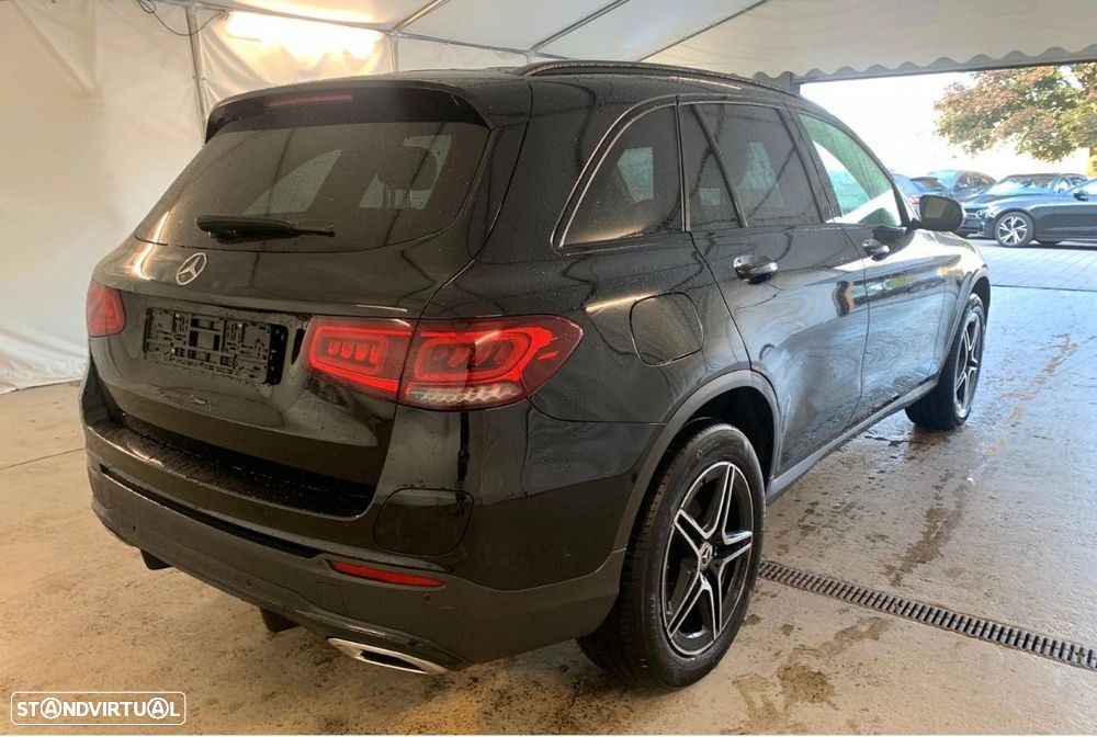 Mercedes-Benz GLC 300 de 4Matic 9G-TRONIC AMG Line Plus - 4