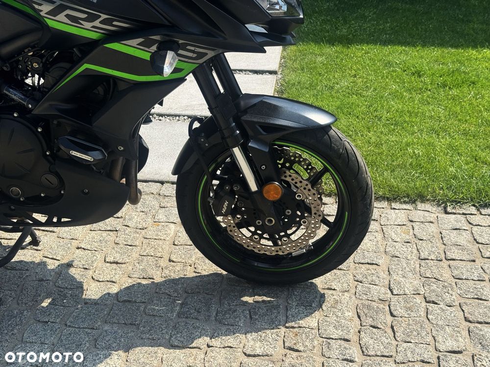 Kawasaki Versys 650 - 10