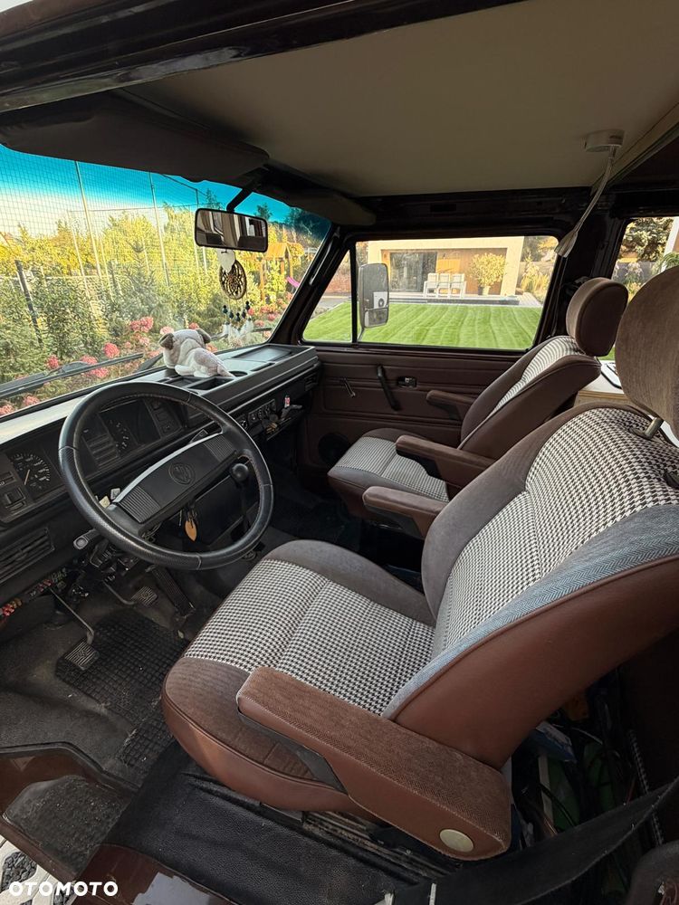 Volkswagen Transporter - 9