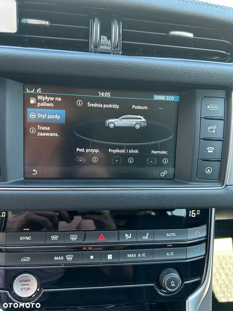 Jaguar XF 2.0 i4D AWD Prestige - 31