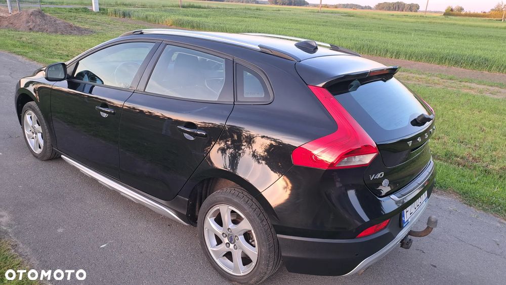 Volvo V40 D3 Momentum - 8