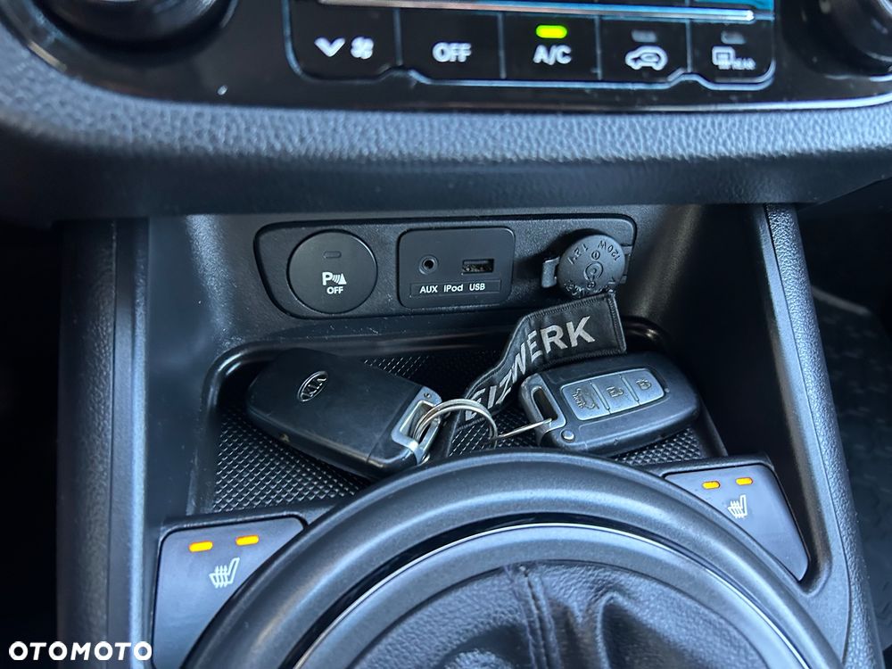 Kia Sportage 2.0 XL 2WD - 22