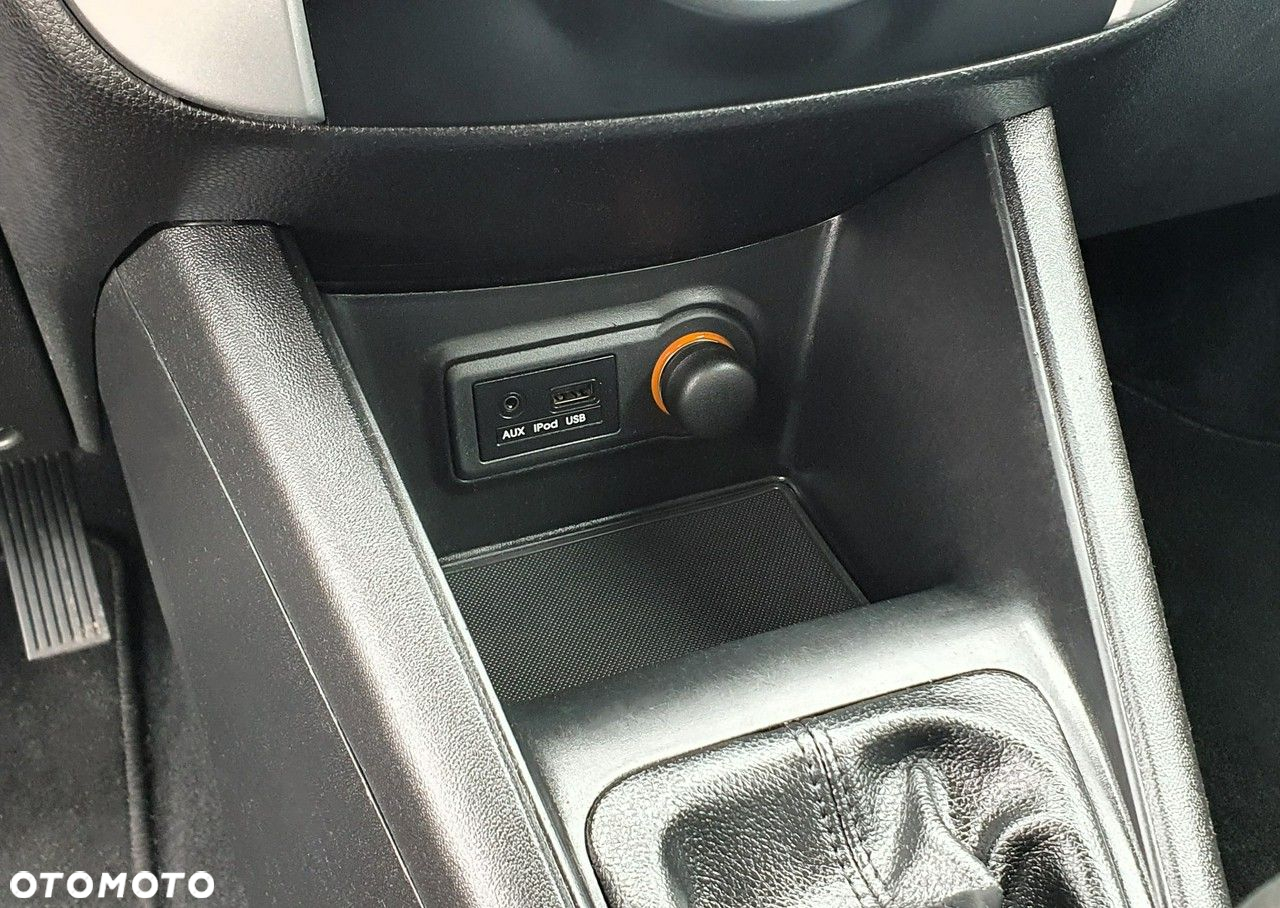 Kia Venga - 11