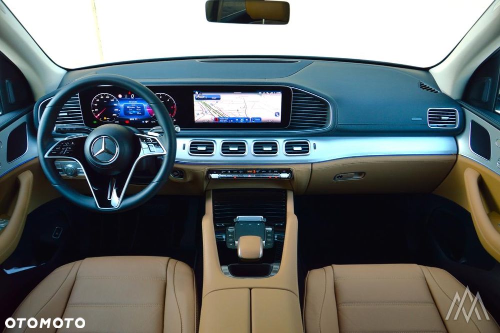 Mercedes-Benz GLE - 1