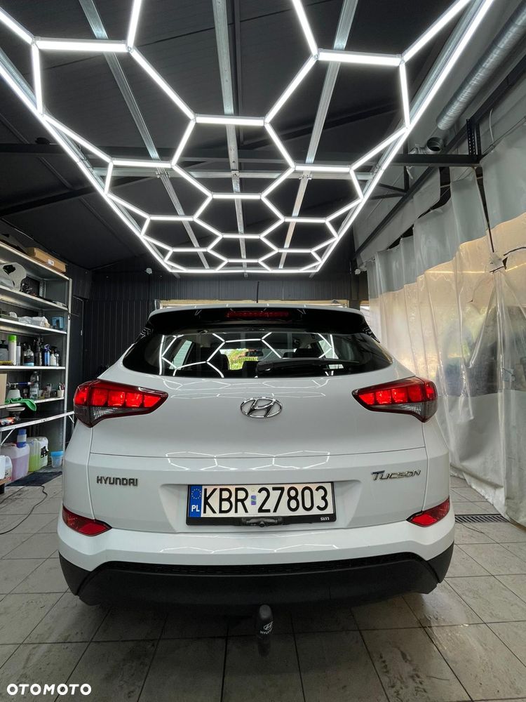 Hyundai Tucson blue 1.6 GDi 2WD Navi - 19