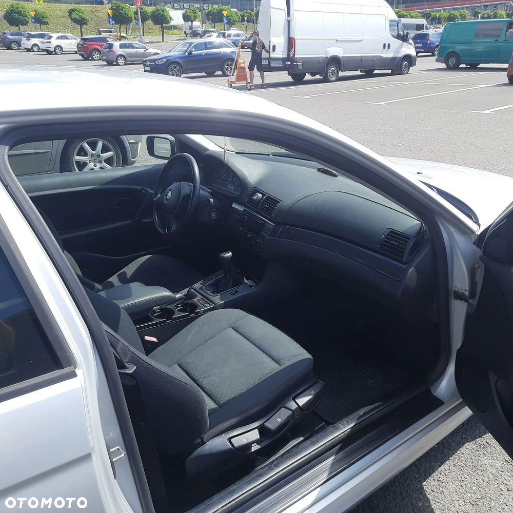 BMW Seria 3 2003 photo 5