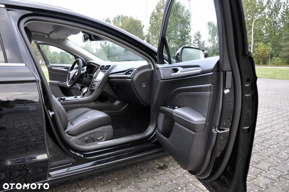 Ford Mondeo 2.0 TDCi Titanium PowerShift - 22