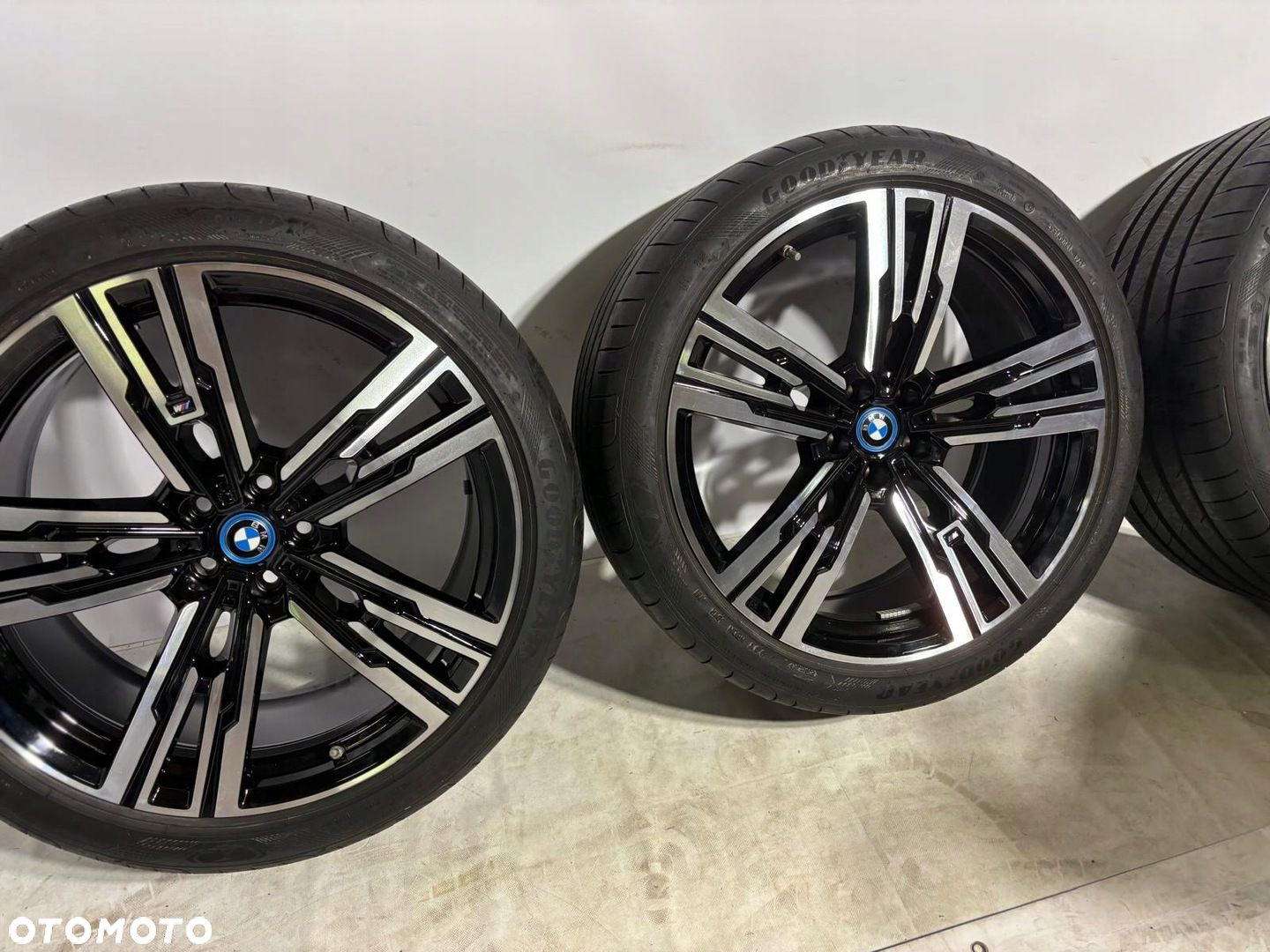 KOŁA FELGI ALUFELGI BMW i7 G70 5A19DF0 5A19DF1 908M 285/35 R21 255/40 R21 - 10