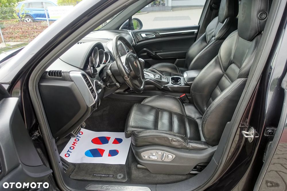 Porsche Cayenne S - 14