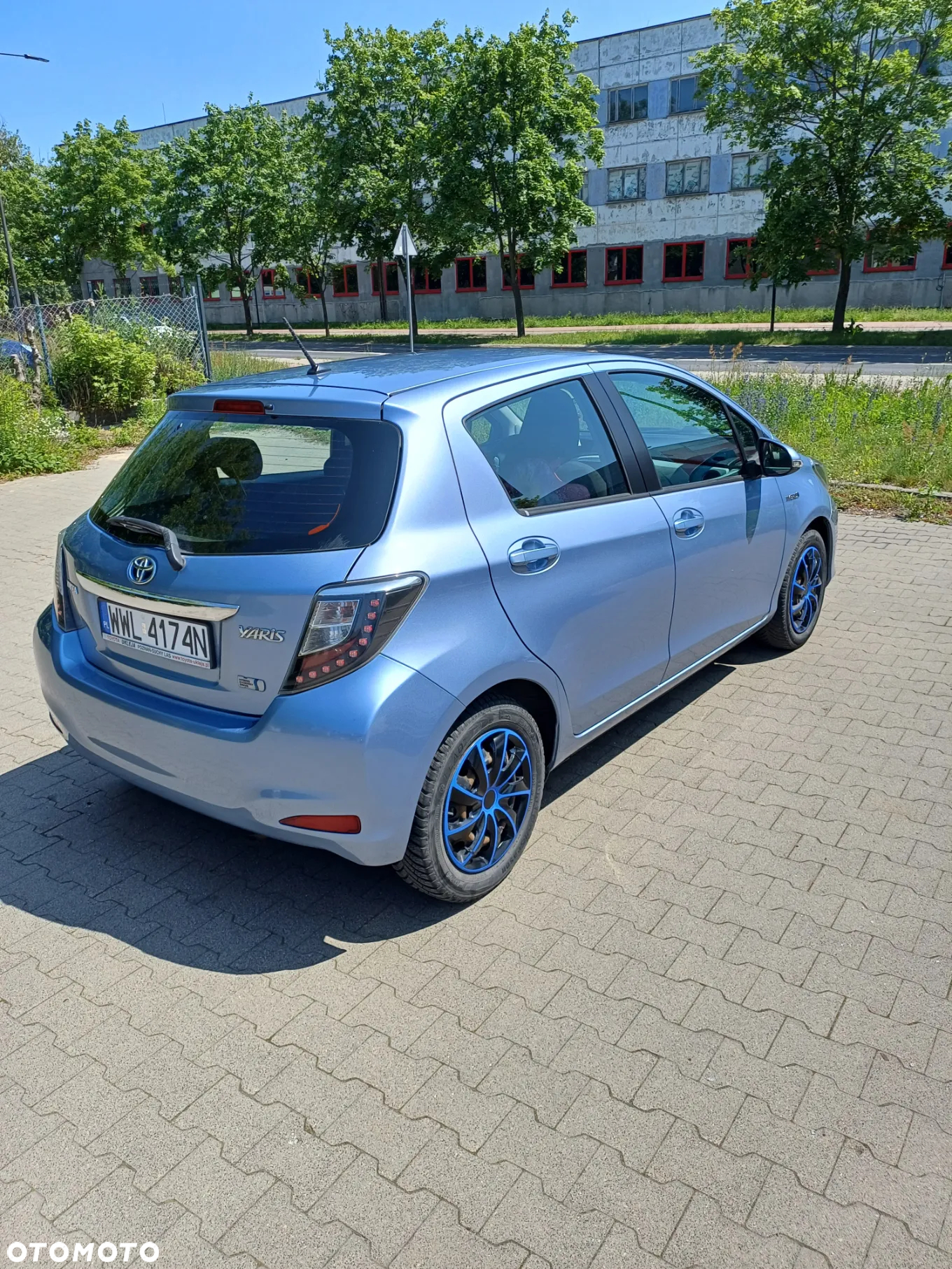 Toyota Yaris Hybrid 100 Sol - 5