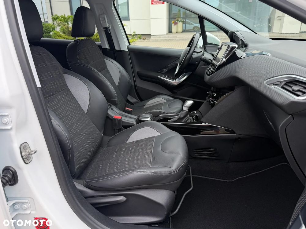 Peugeot 2008 PureTech 110 Stop&Start Allure - 27