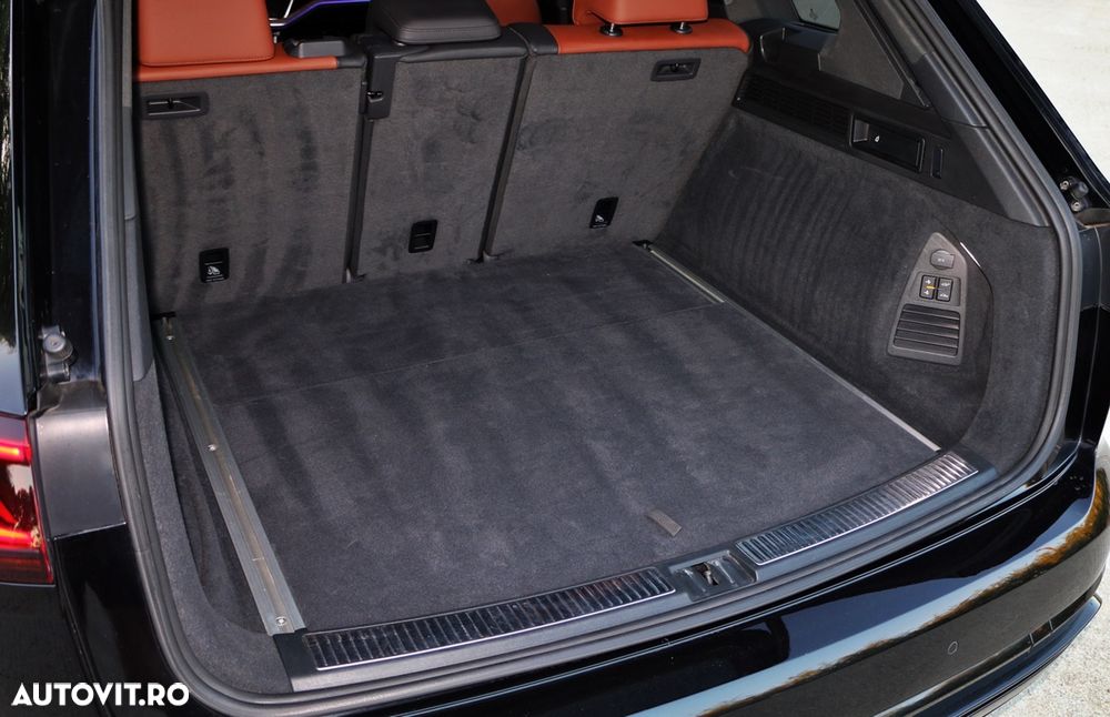 Volkswagen Touareg 3.0 V6 TDI SCR 4Motion Automatik R-Line - 9